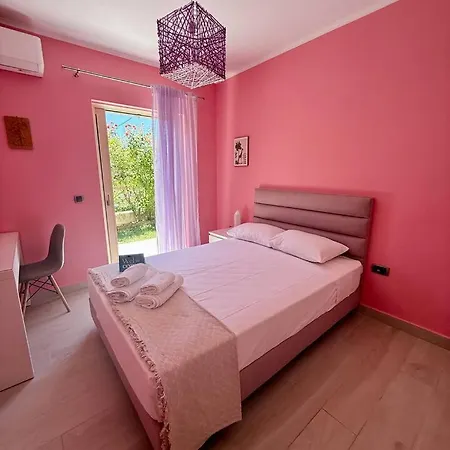 Villa Makis & Lena's *